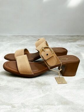 Anna Capri Suede Genuine Leather Block Heel Slide Tan Sandals, Women’s size 8